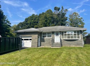 40 Mariette Pl, Albany, NY 12209