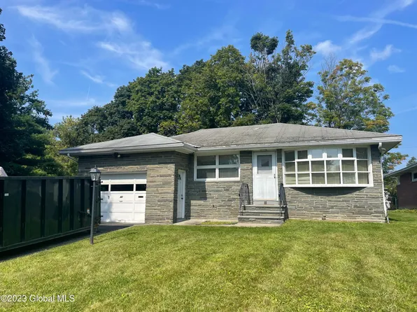 40 Mariette Place, Albany, NY 12209