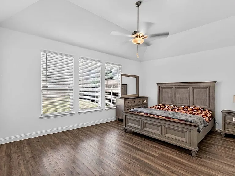 1308 Ladys Mantle Way — Photo 10