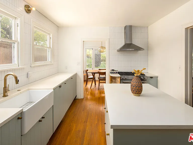 1649 N Coronado St — Photo 10