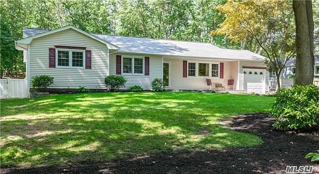 1st image of 71 River Heights Dr