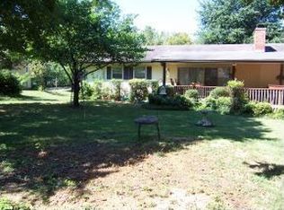 2104 Bartlett St, Johnson City, TN 37601