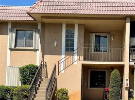 197 Lakeview Dr, Fort Lauderdale, FL