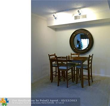 4th image of 720 S Sapodilla Ave APT 406