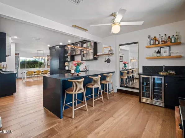 8221 E EDGEMONT Avenue, Scottsdale, AZ 85257