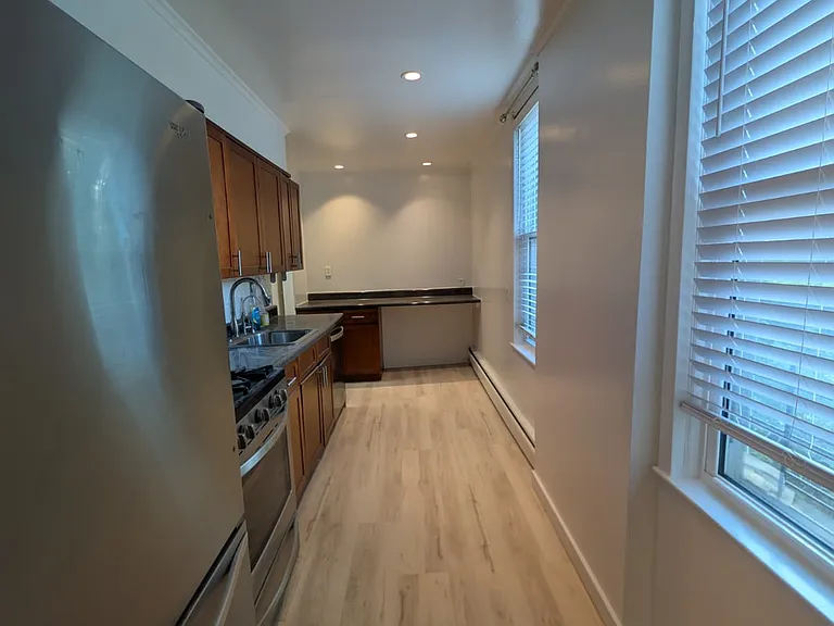 1395 Kearney Ave #B — Photo 7