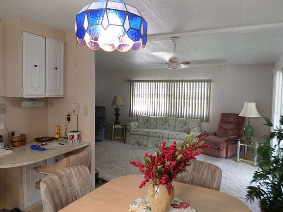 4th image of 238 Prince Dr