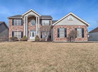 622 Dunmore Place Dr, Saint Charles, MO 63304