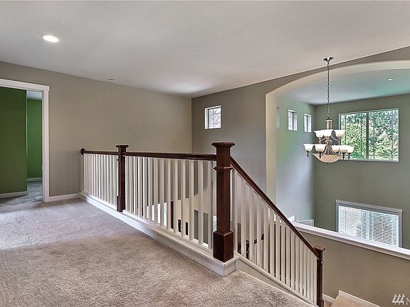 2nd image of 1074 Bell Hill Pl