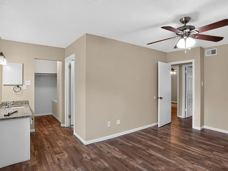 6701 Dickens Ferry Rd #68 — Photo 18