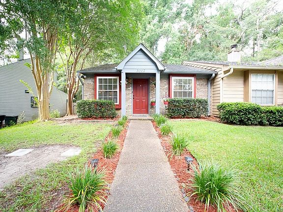 3rd image of 3007 Richview Park Cir S