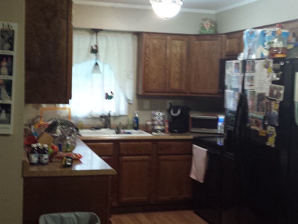 2nd image of 2811 Alpe Rd