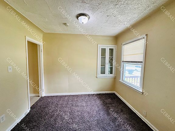 2nd image of 2632 Cumings Ave