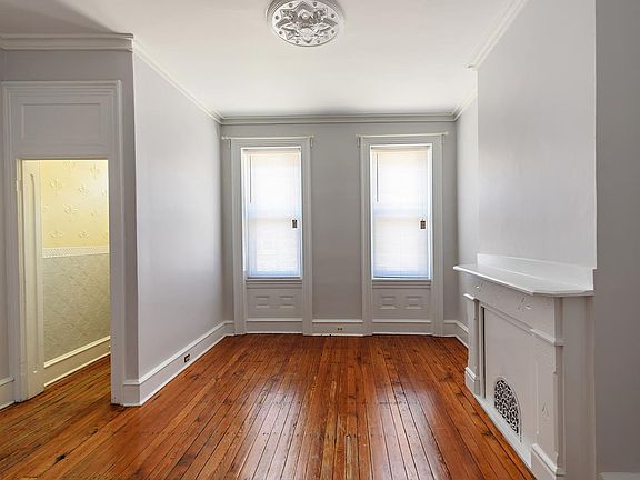 5th image of 2343 E Norris St