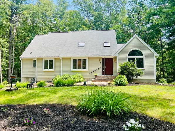 8 Tall Tree Way, Georgetown, MA 01833