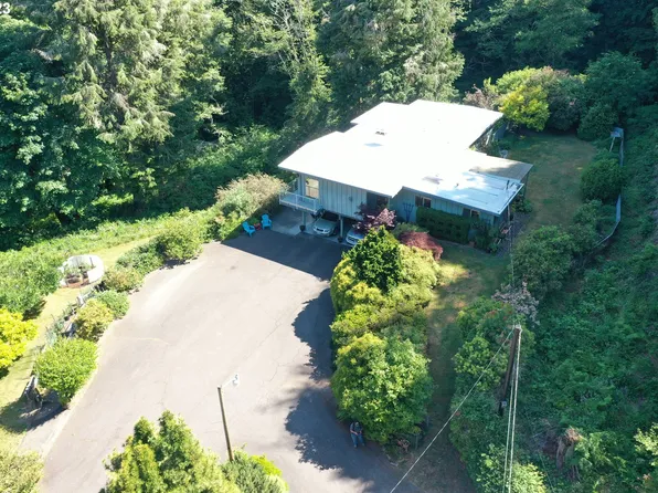 1630 N Henry St, Coquille, OR 97423