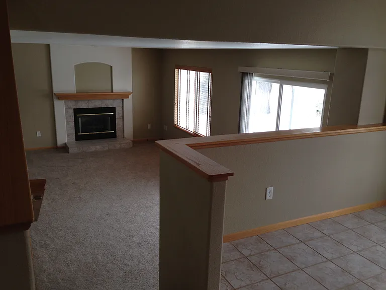 2102 Sweetwater Creek Dr — Photo 12