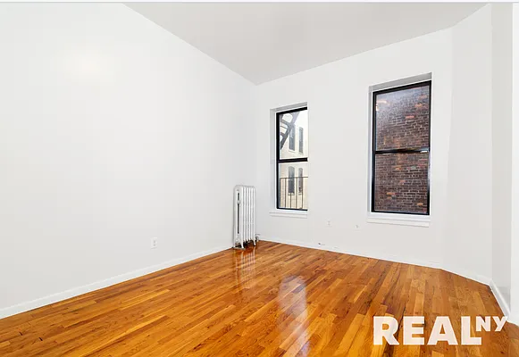 Rented by REAL New York | media 12