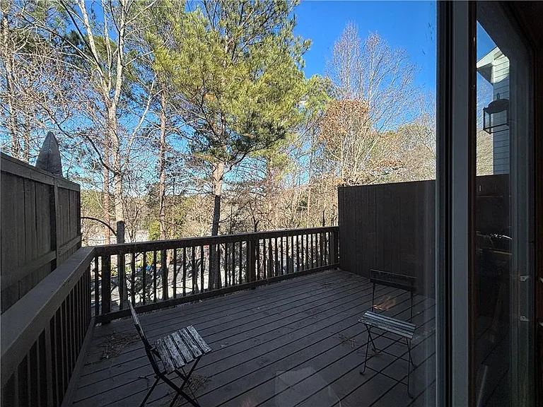 1161 Liberty Pkwy NW — Photo 3