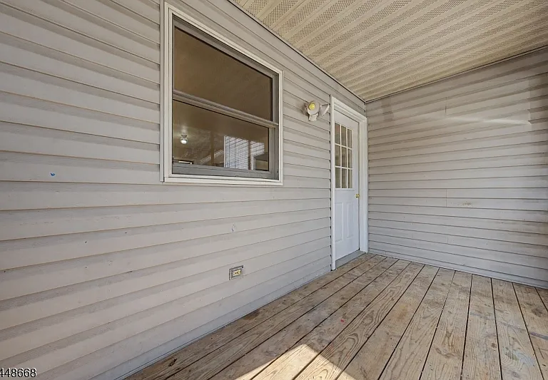 12 High St — Photo 26