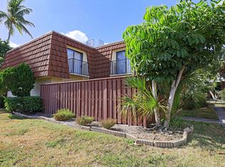 5219-4 Cedarbend Dr, Fort Myers, FL 33919