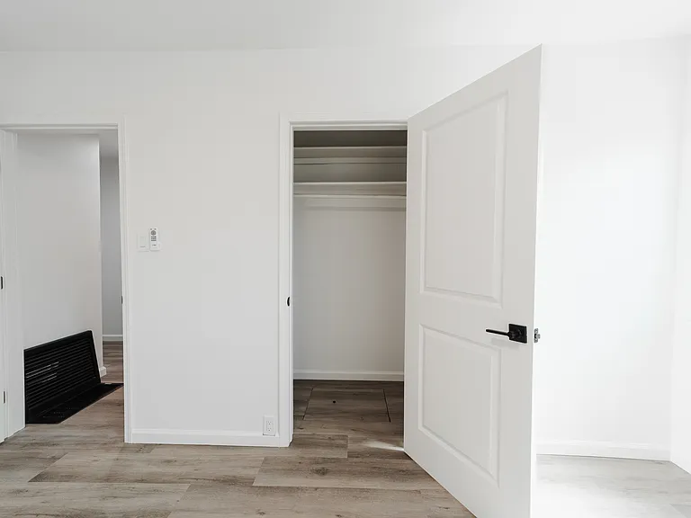 715 Acacia Ave — Photo 20