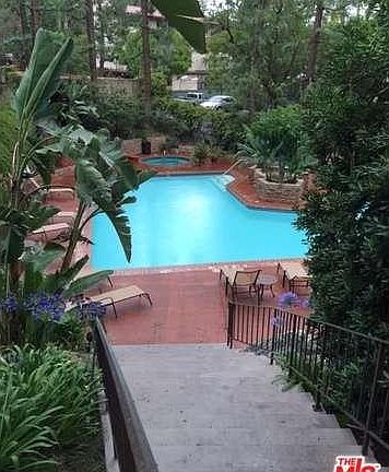 2nd image of 2700 Cahuenga Blvd E APT 1307