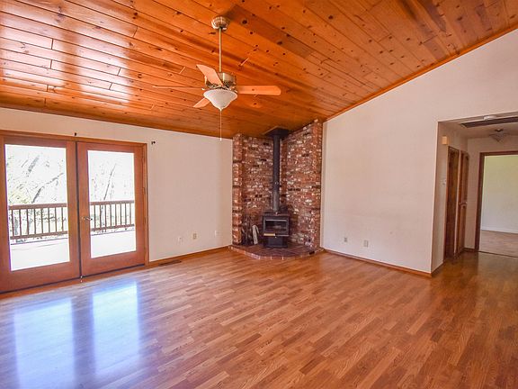 5th image of 21515 Bellview Creek Rd