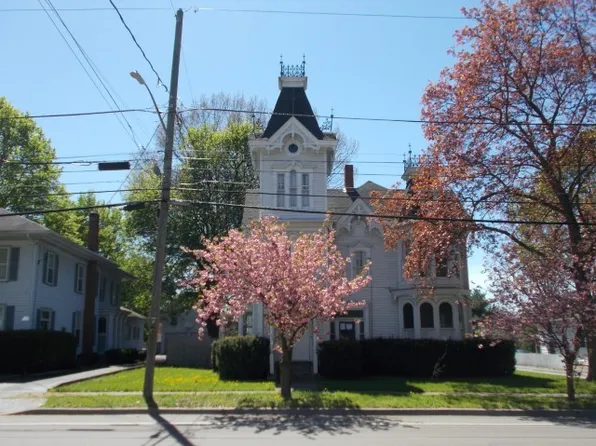 237 Main St, Dansville, NY 14437