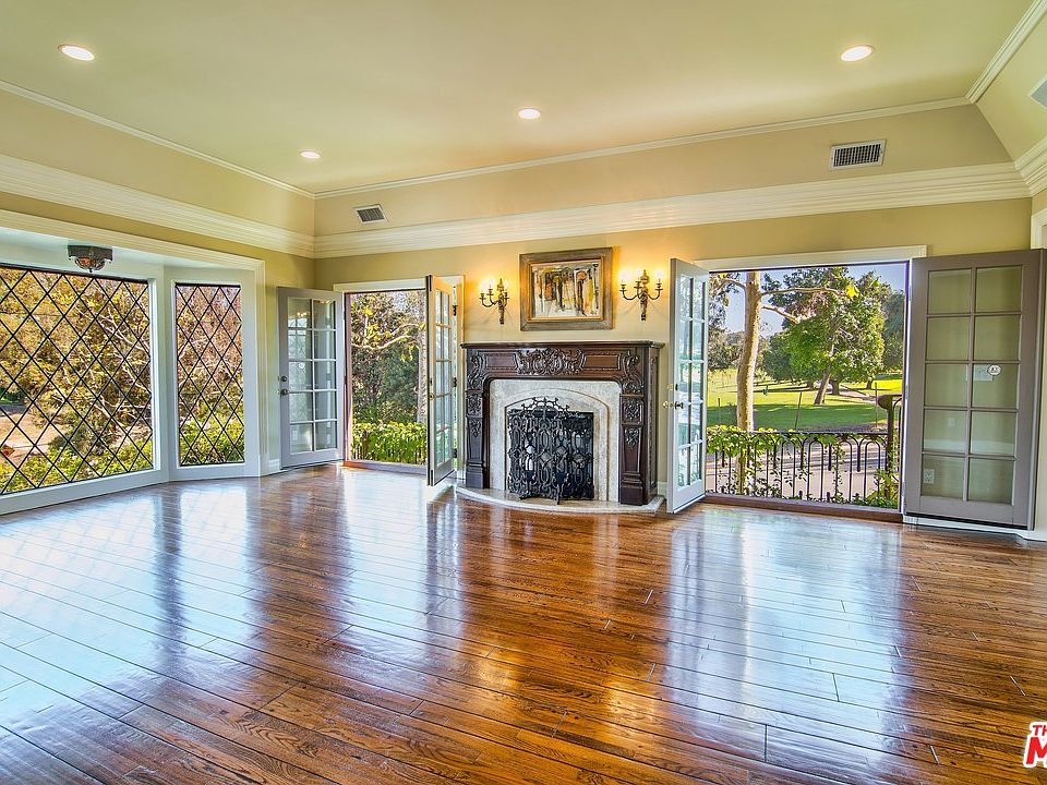 1st image of 2653 Patricia Ave