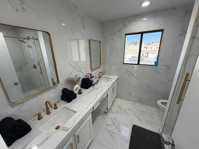 3004 Ocean View Dr — Photo 16