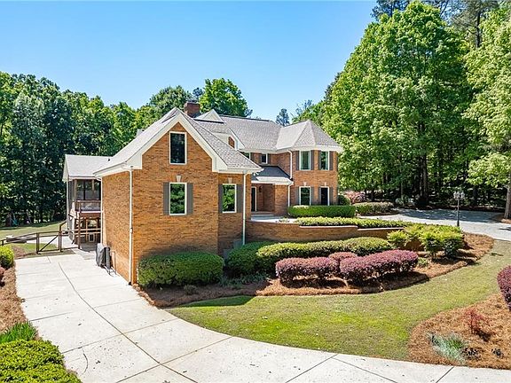 3rd image of 4405 Clack Rd