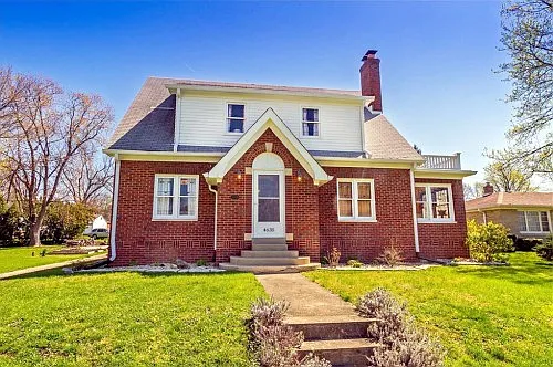 4635 Carson Ave photo 1