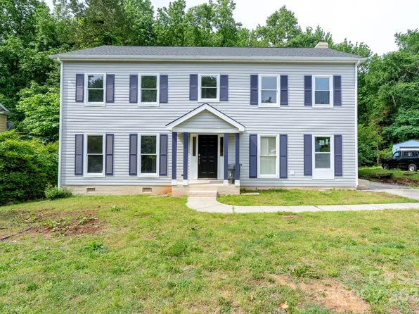 1013 Doby Springs Dr, Charlotte, NC 28262