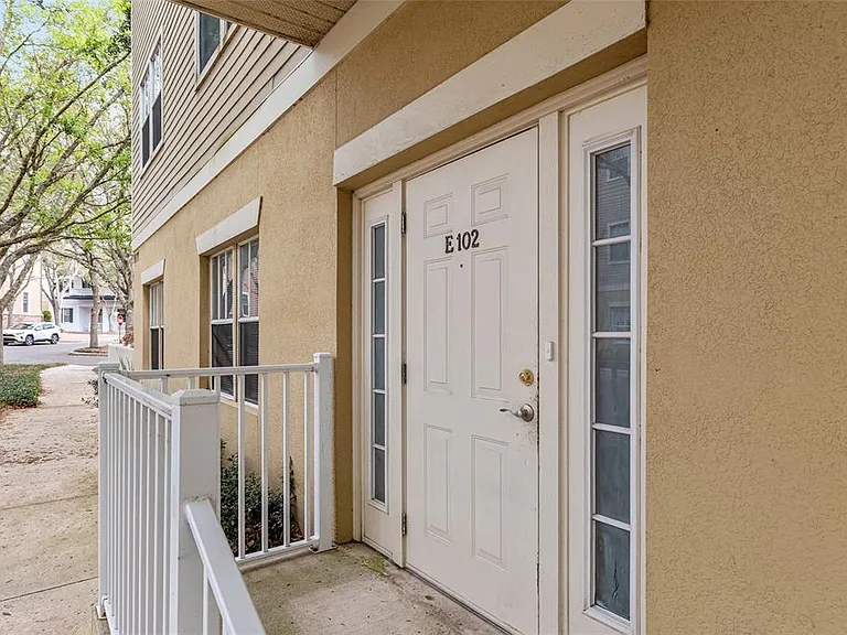 9177 SW 52nd Rd #102 — Photo 11
