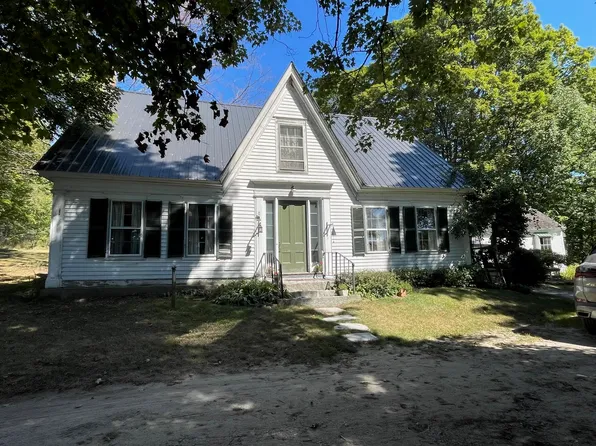 668 Urquhart Road, Newbury, VT 05058