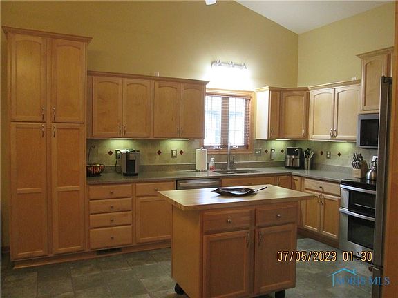 5th image of 2521 Burberry Ct #6-6-6
