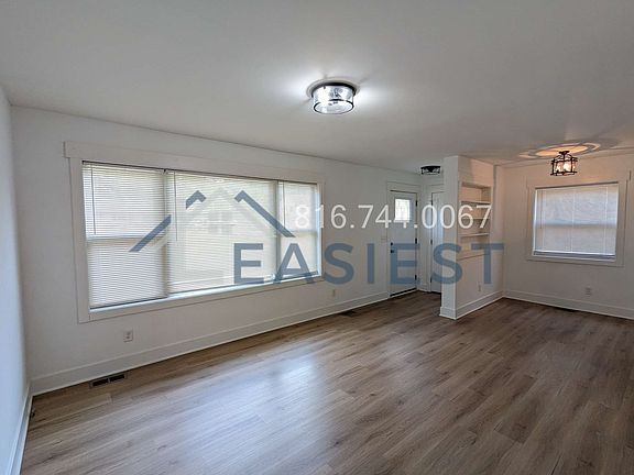 4th image of 4209 Hawthorne Ave