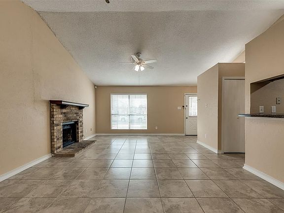 5th image of 3929 Dogwood Ln