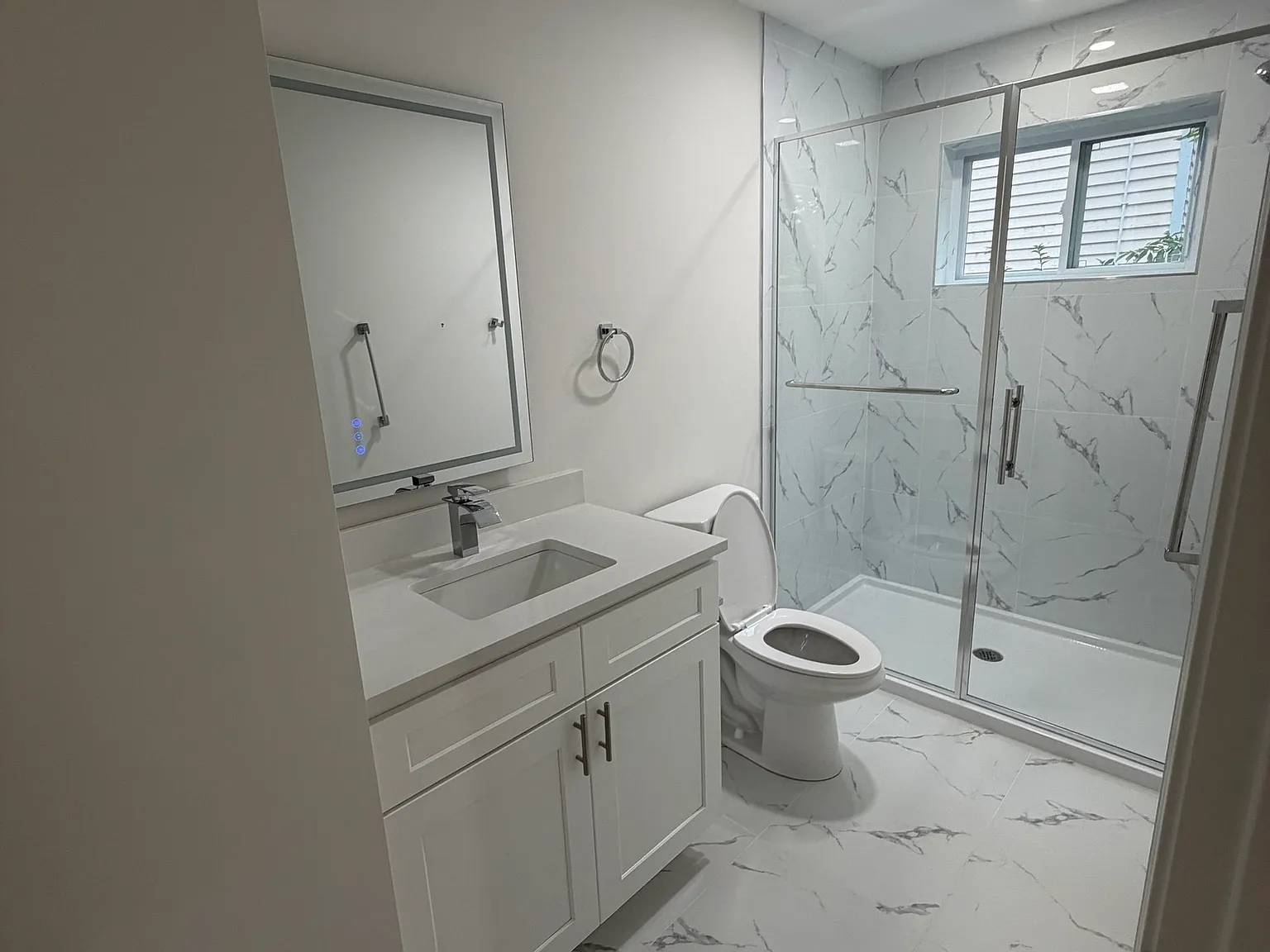 131 Columbia St — Photo 3