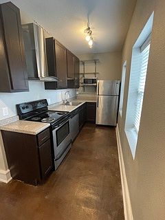 2nd image of 151 N Fountain St #10753245