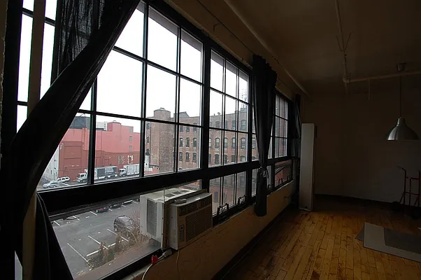 Rented by Bohemia Realty Group | media 25