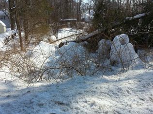 92 Ball Pond Rd, Danbury, CT 06811