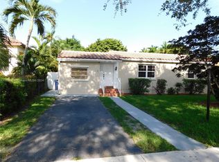 581 Lavilla Dr, Miami Springs, FL 33166