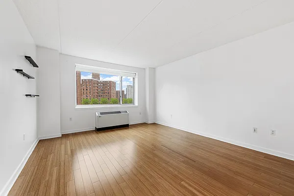 Rented by Keller Williams NYC | media 17