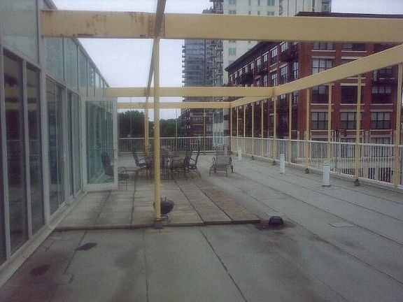3rd image of 1556 S Michigan Ave