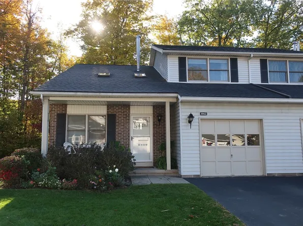 1062 Cunningham Dr, Victor, NY 14564