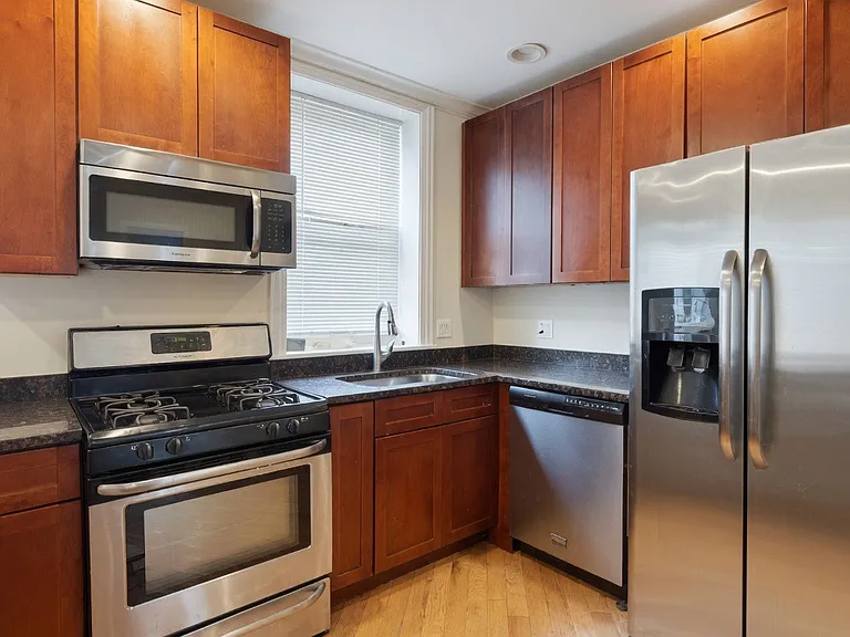 4019 N Central Park Ave #1S — Photo 1
