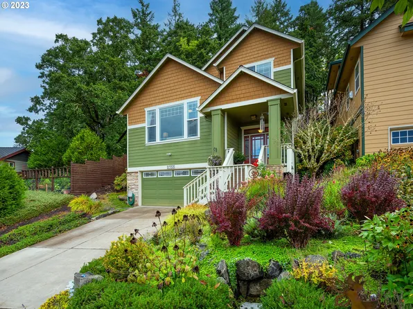 2755 Pinerock Dr, Eugene, OR 97403