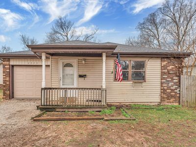 2940 W Walnut Street, Springfield, MO, 65802